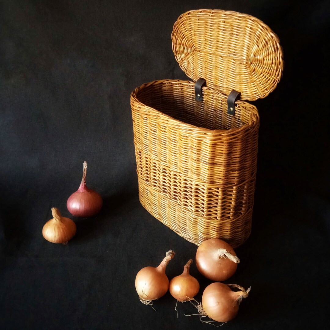 Onion Storage Basket With Lid, Vegetable and Fruit Storage Bin, Rustic