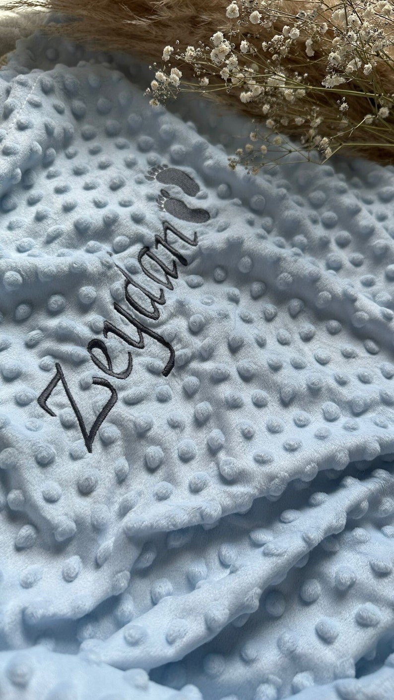 Baby blanket with name, baby feet, personalized gift, embroidery Crawling blanket Gifts birth baptism baby shower, embroidered with name image 2