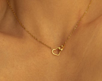 Dubbel hart met elkaar verweven ketting in goud en zilver, gekoppelde liefdehartenketting, zilveren hartketting, gouden hartketting