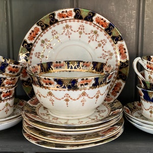 Vintage Royal Stafford China, Pattern 2843 - various pieces