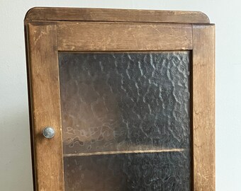 Armoire de toilette, armoire à pharmacie