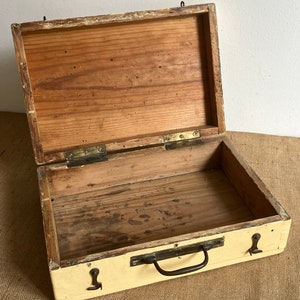 Valise en bois image 3