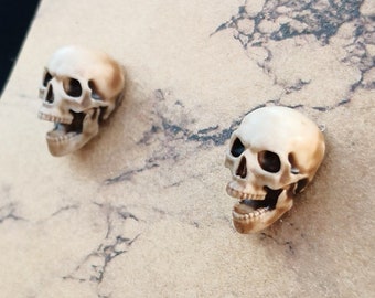Hand Painted 3D Printed Stainless Steel & Resin Realistic Skull Stud Earrings, Unique Gothic Bone Coloured Skull Shape Post Earrings For Men