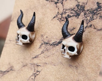 Handpainted 3D Printed Stainless Steel & Resin Horned Skull Stud Earrings, Unique Aged Bone Coloured Skull Shape Large Punk Gothic Earrings
