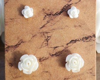 Boucles d'oreilles fleurs blanches, jolies boucles d'oreilles florales en acier et résine pour fille, petites femmes 6 mm grandes 10 mm bohèmes roses blanches