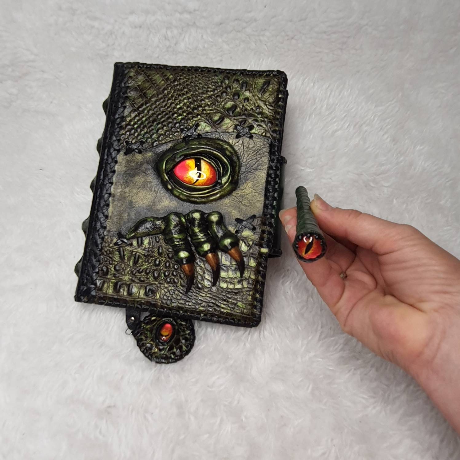 3D Dragon Leather Book,spellbook,magic Ritual,gothic Claw Dragon,dragon  Eye,gift,fantasy,grimoire,dungeons and Dragons Book,evil Eye,larp 