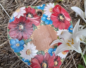 Decorative small cutting board  7*8 inch Decorative board on the  wall  Kitchen decor Home decor Hand painted