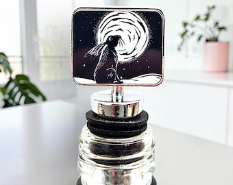 Moon-Gazing Hare Bottle Stopper, Lino Print Design on Metal. Deep Blue and White, Gift Boxed.