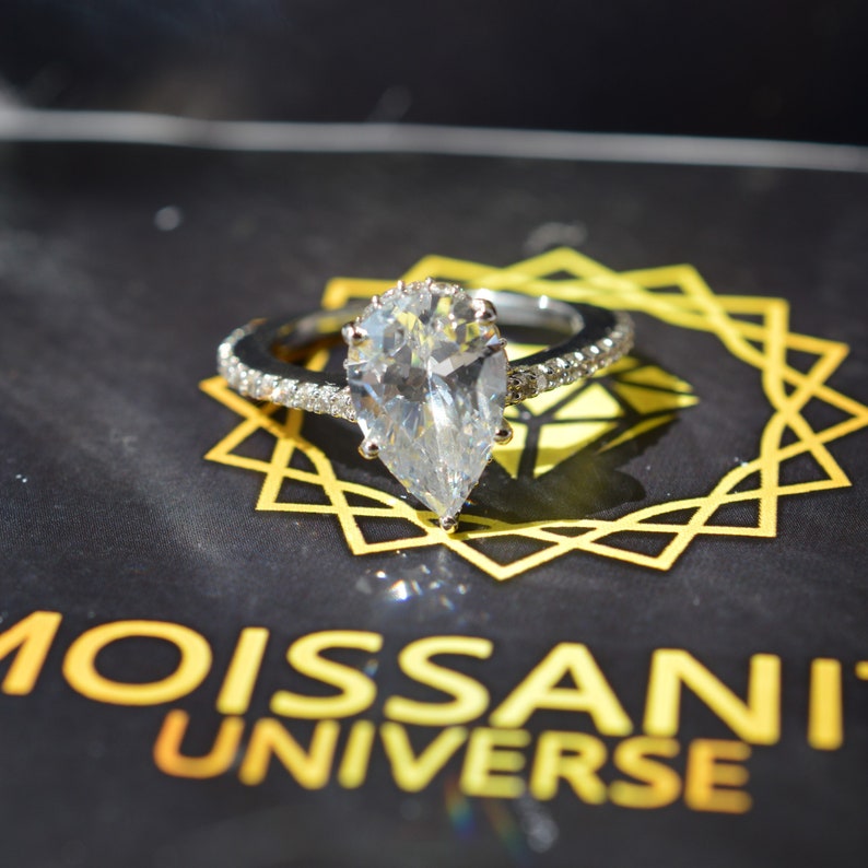 14K Gold Wedding Ring Promise Ring Art Deco Ring 3.57ct Pear Cut Forever Moissanite Engagement Ring with 0.42ct Natural Diamonds on Side