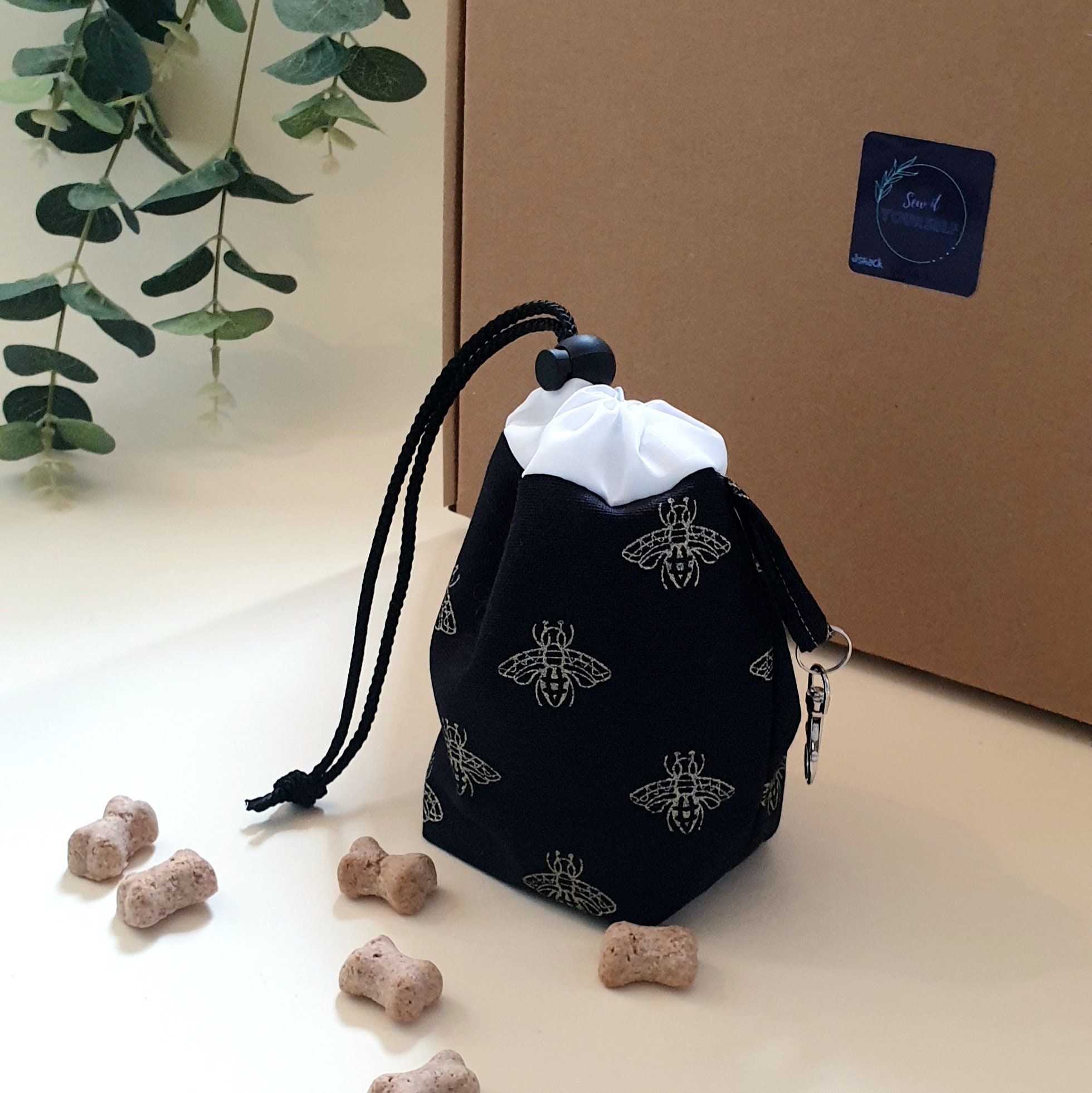 Make Your Own Poop Bag Holder in Blue or Pink, Crafting Kits for