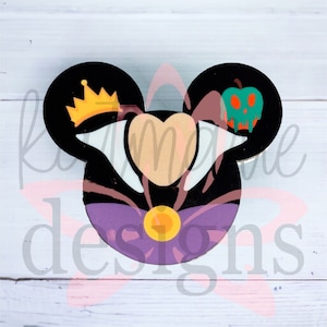 Evil Queen Mouse Head Badge Reel: Interchangeable Acrylic Topper