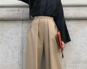 High-waisted wide-leg Wool pleated trousers/flared trousers with front pleats - Wool blend trousers