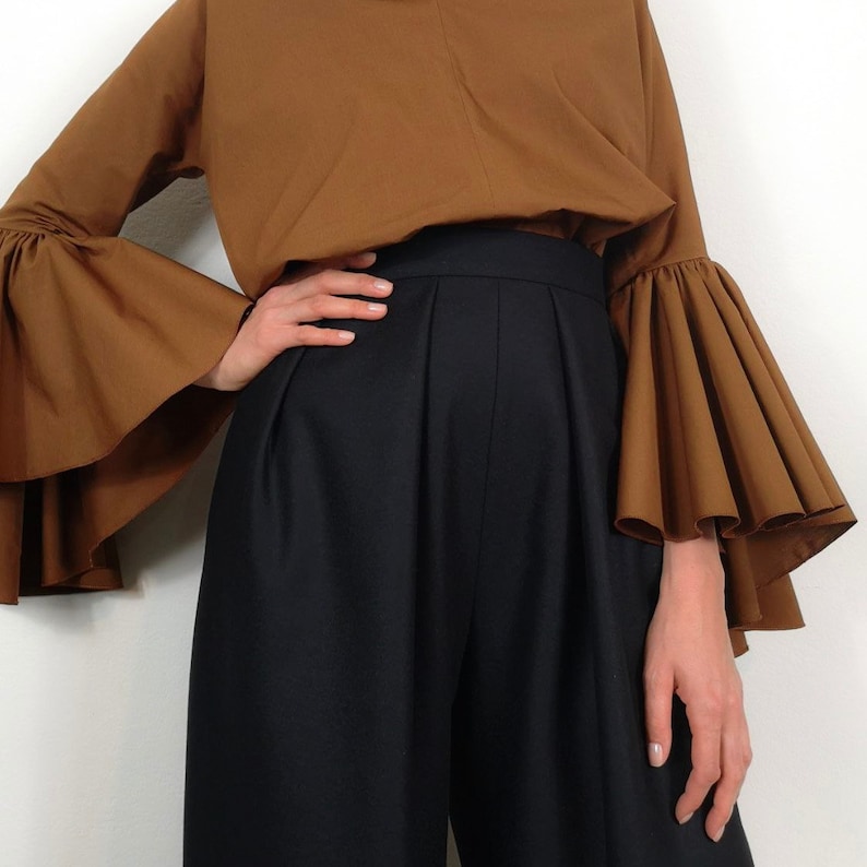 High-waisted wide-leg Wool pleated trousers/flared trousers with front pleats-Wool trousers-Black trousers image 2