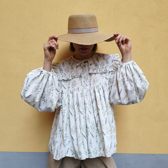cotton balloon sleeve blouse