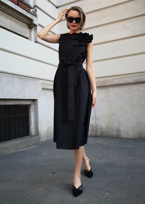 Cotton poplin DRESS, decorative Ruffles collar motif/Cotton poplin DRESS, two decorative Ruffles at the neck Cotton poplin DRESS, decorative Ruffles collar motif/Cotton poplin DRESS, two decorative Ruffles at the neck