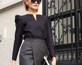 Blusa negra de algodón con mangas abullonadas/Camisa manica BUFFO-blouse de algodón para mujer con mangas largas
