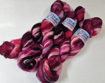 Pretty in Pink in Superwash Merino & Stellina Blend 4oz braid