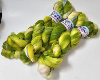 Grinch in Superwash Merino & Stellina Blend 4oz braid
