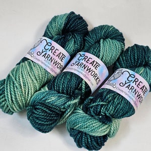 Tonal Forest Green in 100% Superwash Merino Bulky Yarn