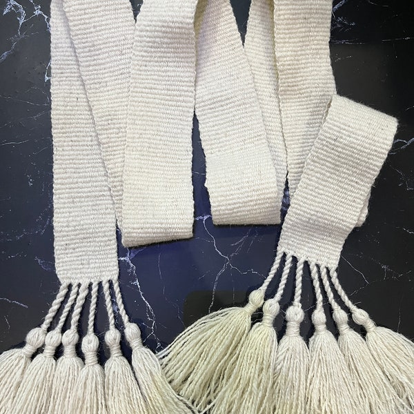 Ceinture tissée en laine 80 % large ivoire blanc monochrome sangle ceinture sangle Viking reconstitution Ukraine bande païenne slave tissée à la main ceinture de cravate rustique 95'