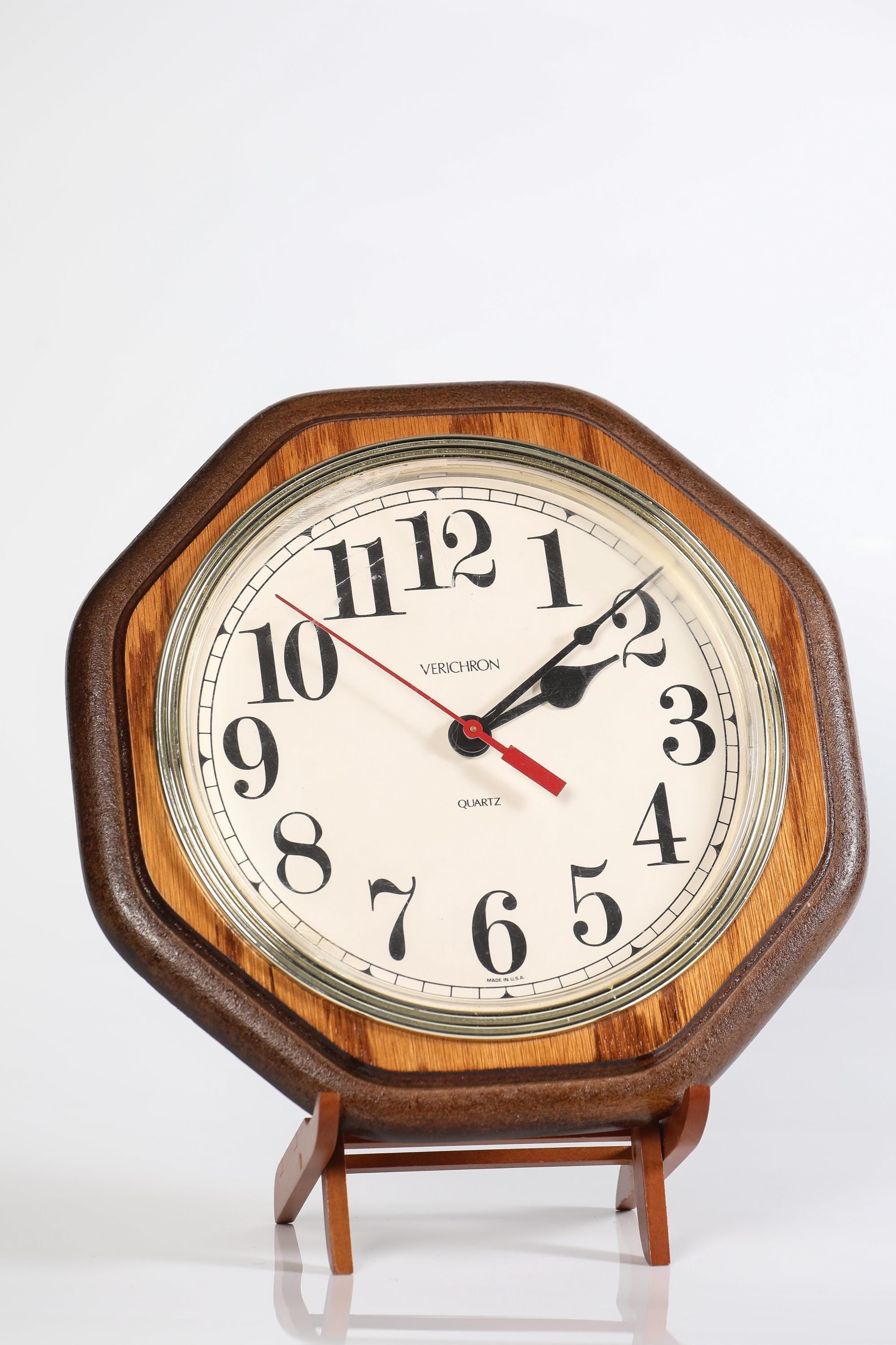 Vintage Verichron Wall Clock - Etsy