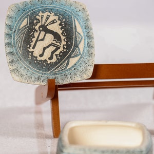 Aztec Themed Pottery Box with Removable Lid