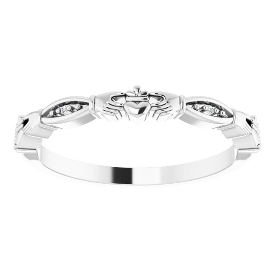 Dainty Celtic Knot Band 14K White Gold, Trinity Layering Band, Irish Wedding Band, Celtic