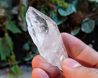 3" Colombian Clear Quartz Point with Double Termination and Shovel Tip for Collection / 47.9g / Crystal Grids/ Meditation