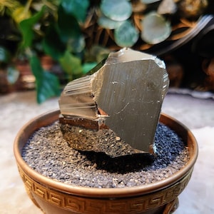 Pyrite &quot;Fool&#39;s Gold&quot; Cluster from Huanzala Mine, Peru, for Collection / 189g / Home and Altar Decor / Gifting