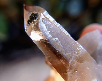 36.5g 天然スモーキークォーツクラスター 長石付き マラウイ産