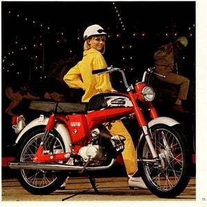 Vintage 1967 Yamaha Motorcycle Start Something New Print Ad Advertisement