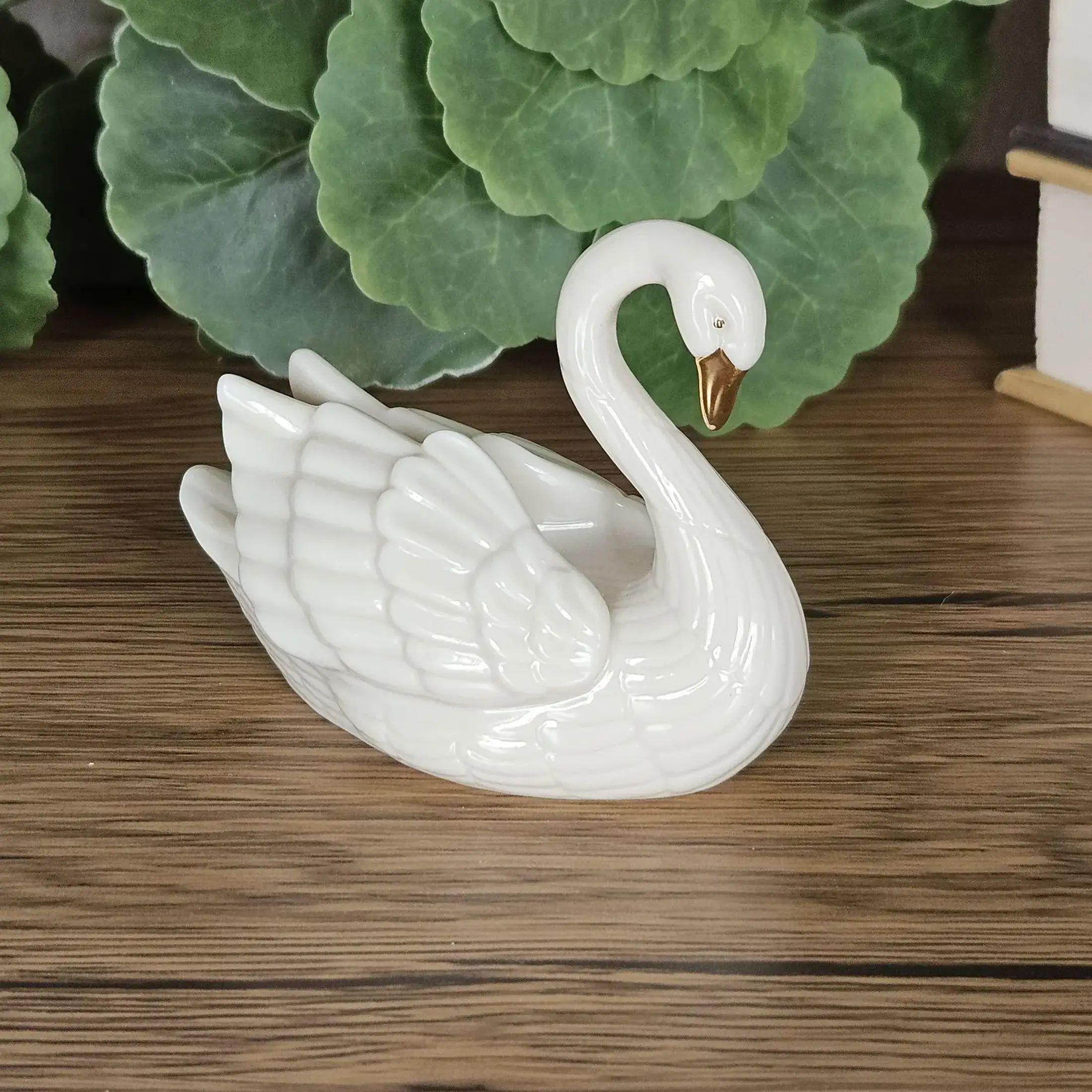 LENOX レノックス　陶器製スワン　アメリカ製 24K装飾　親子（希少） Lenox Porcelain Swan Figurine 24k Gold Beak Small Card Holder