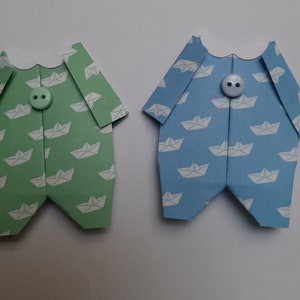 Set van 4 origami babypyjama's