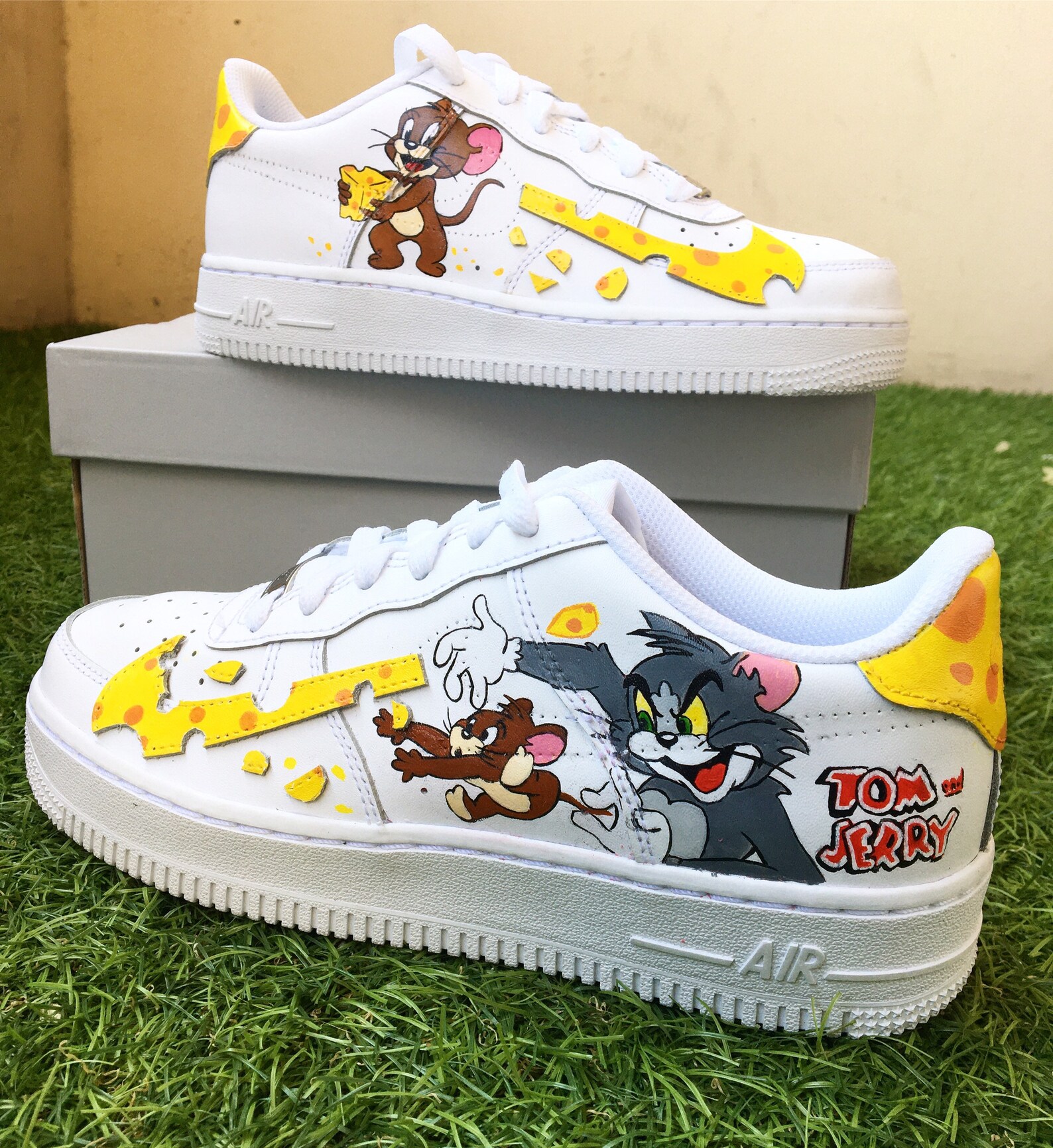 nike air force 1 custom tom and jerry