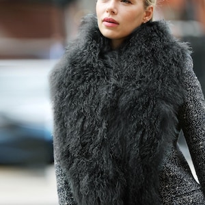 Popular Mongolian Lamb Fur Large Collar Scarf