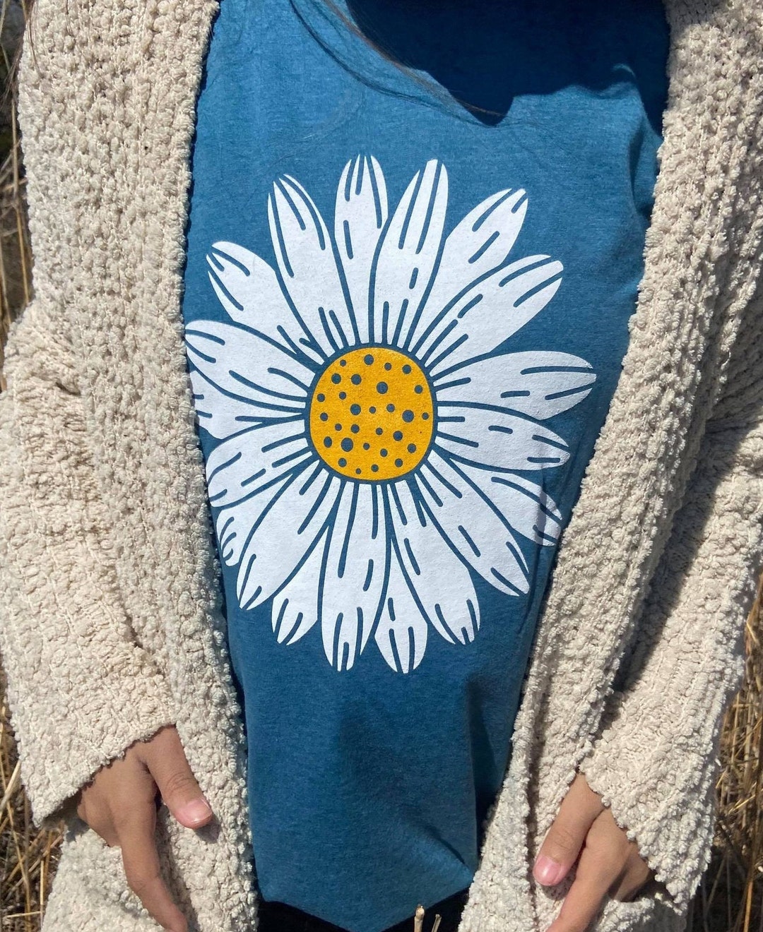 Daisy Graphic Tee Daisy Flower Tee Daisy Tee Plus Size Etsy