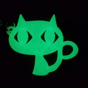 Cat Glow In The Dark Keychain - Zipper charm