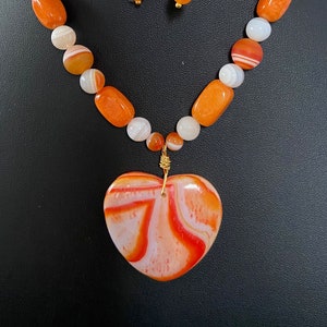Banded Agate Heart Pendant Necklace & Earrings Set: Orange Gemstone Jewelry