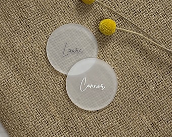 Personalised Wedding Coaster Place Name, Wedding Table Décor, Round Personalised Place card, Engraved Acrylic Guest Seating.