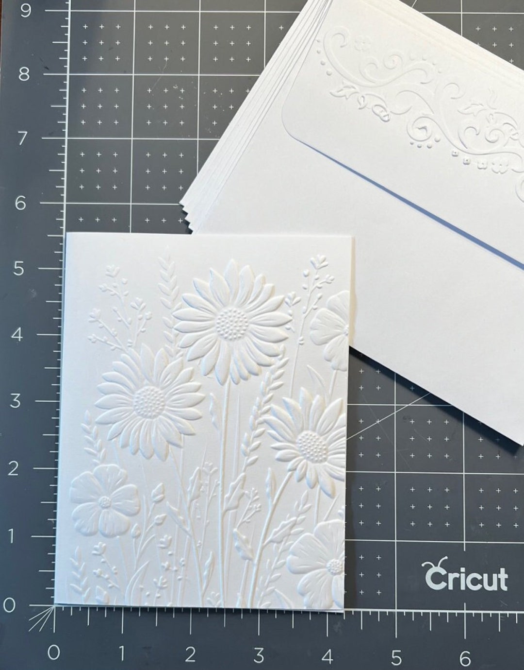 Embossed Bank Note Set of 6 White Floral Embossed Blank Note Cards With Embossed Envelopes ...