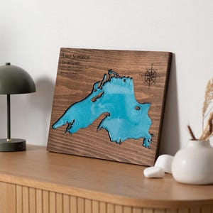 Arte in resina epossidica del Lago Superiore, decorazione murale personalizzata con mappa del lago, regalo per lui, qualsiasi mappa del lago, decorazione per appartamento per ragazzi, arte con mappa di viaggio, regali per case sul lago