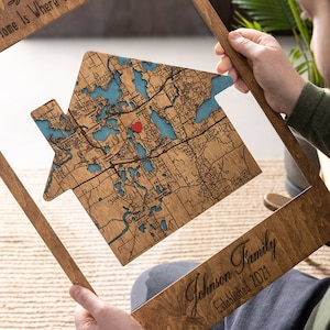 Regali personalizzati per inaugurazione della casa per coppia, mappa in legno con città/località personalizzata, regalo per la nuova casa, decorazione per appartamento, regalo di chiusura