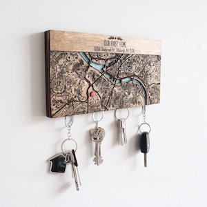 Personalisierte Karte Lage Schlüsselhalter für die Wand, benutzerdefinierte magnetische Schlüssel Organizer, Housewarming Geschenke, Schlüsselbrett mit Magneten, neues Zuhause Geschenk