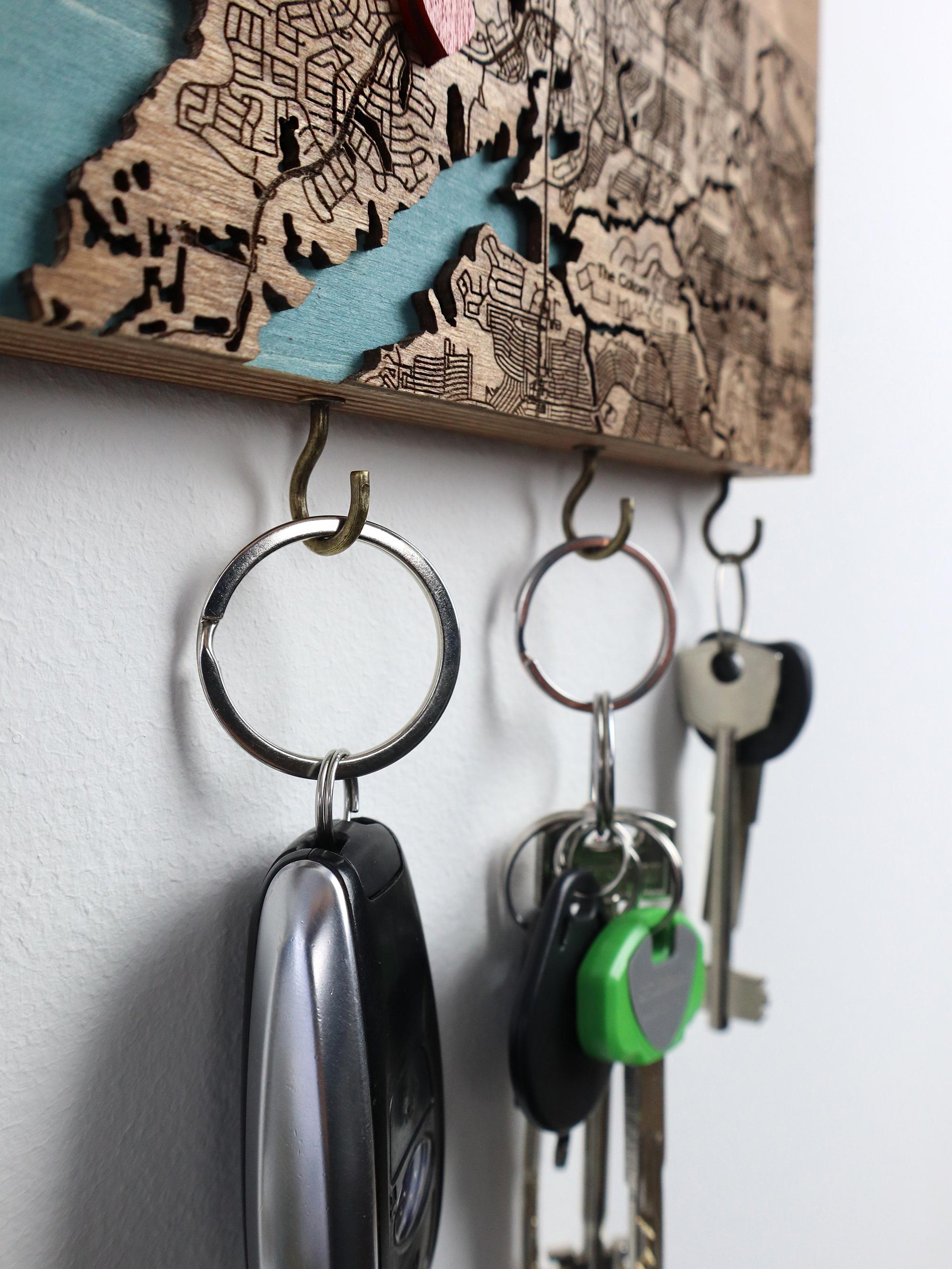 Personalized Key Holder For Wall, Custom Coordinates/City Map, Key Rack with Hooks, Housewarming Gifts for Couples, Map Entryway Organizer