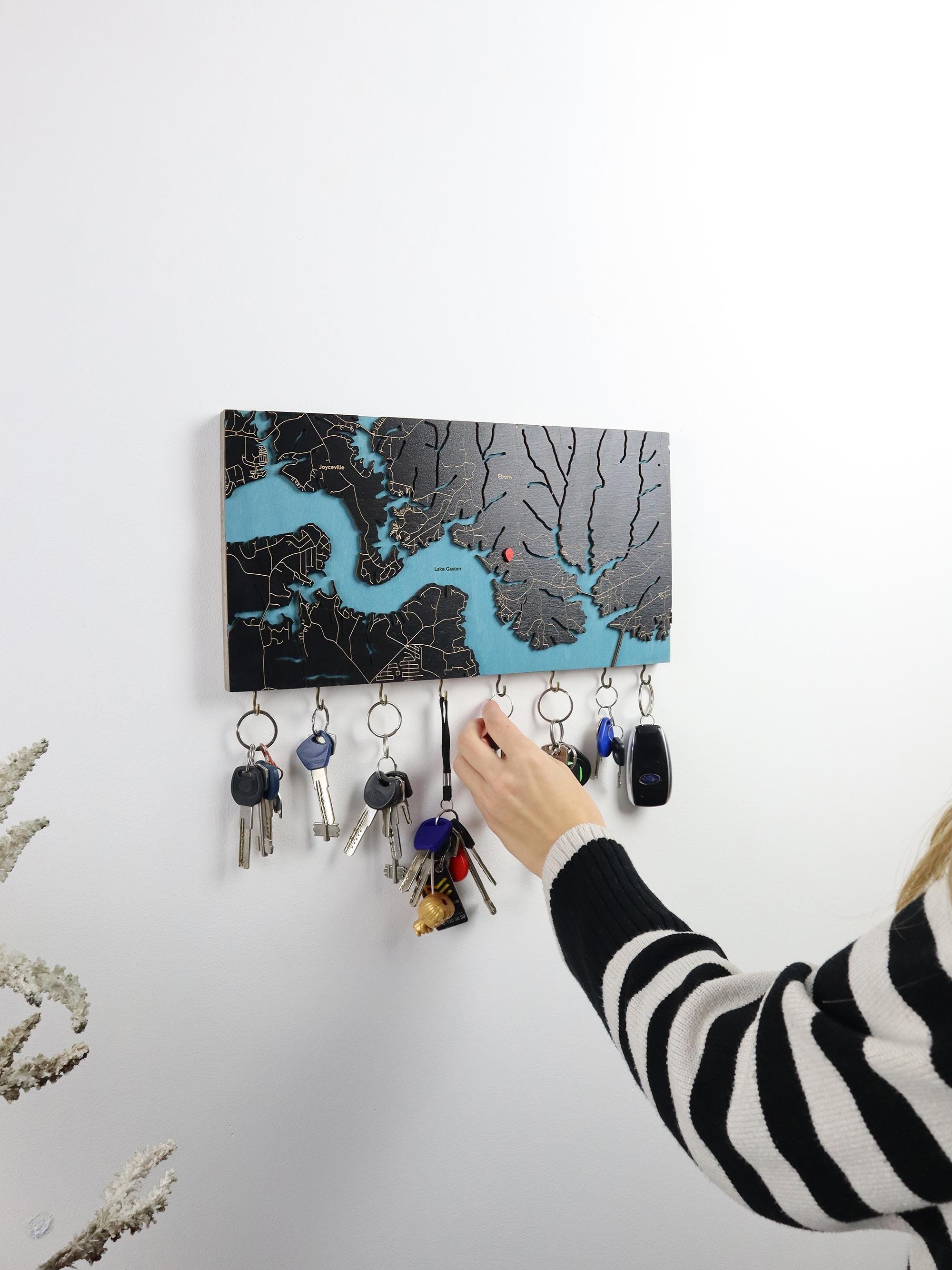 Personalized Key Holder For Wall, Custom Coordinates/City Map, Key Rack with Hooks, Housewarming Gifts for Couples, Map Entryway Organizer