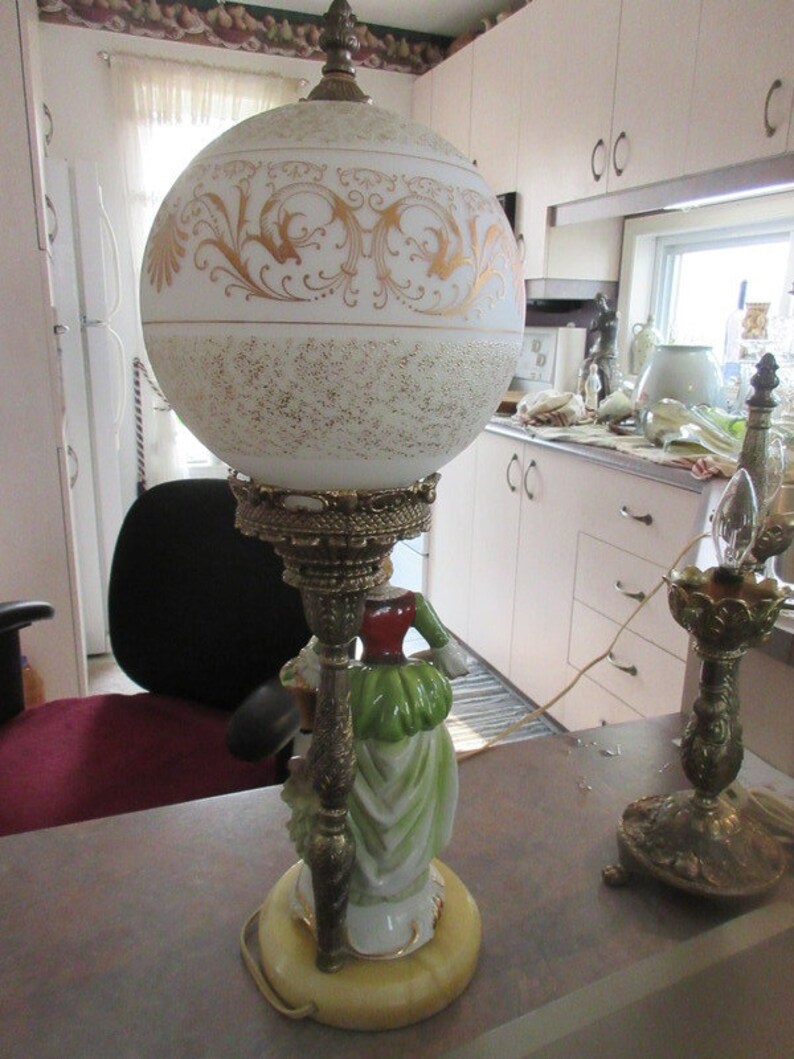 77 vintage Porcelain lamp Antique wladies 28.5 in tall x 7 in wide 1974