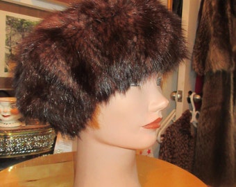 S4 Unisex Beret Beanie Brown Mink Fur Hat 22.5 display picture 1