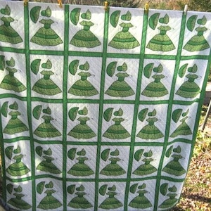 quilt 92 X 96.5 blanket hand stitches w/ladies