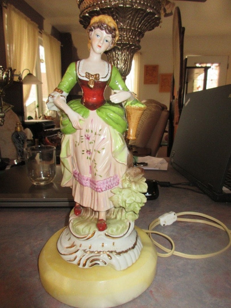 77 vintage Porcelain lamp Antique wladies 28.5 in tall x 7 in wide 1974