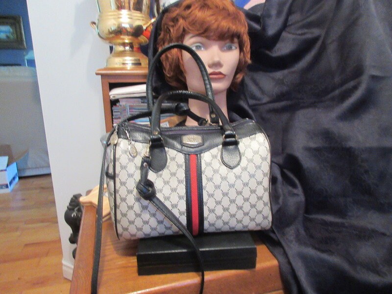 USED　BAG Coach Vintage 11422 Bucket Leather Black Shoulder Bag